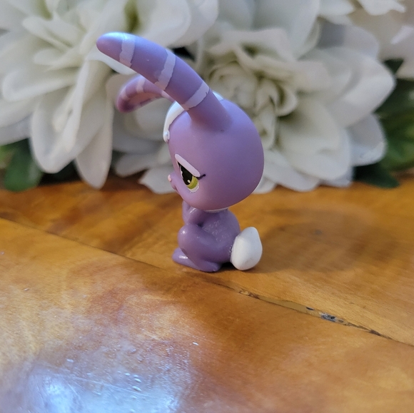 Littlest Pet Shop LPS #828 Bunny Rabbit Purple Striped Green Eyes 2007 - Picture 7 of 10